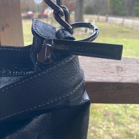 Hobo International Black Shoulder bag - Picture 4 of 9